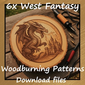 Może przedstawiać: Wypalany w drewnie wzór na okrągłej drewnianej tabliczce przedstawiający smoka i zamek. Widoczny jest tekst "6x West Fantasy" i "Woodburning Patterns Download files". W tle narzędzie do wypalania w drewnie i końcówki.