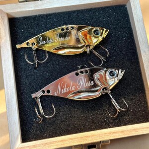 Angeln Geschenk Custom Lure Vatertagsgeschenk Fischer Geschenk für Papa Onkel Ehemann Jahrestag, Metallfischhaken Köder-Set, Angelfreundgeschenk,
