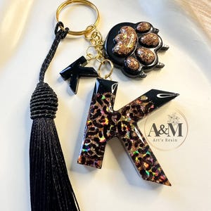 Animal Print initial lettet Keychain, Personalized Resin Letter Keychain, Personalised Gift, animal print gift, Mother's Day Gift,