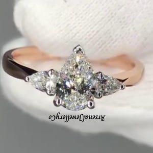 Teardrop Pear Cut Moissanite Ring 14k Solid Gold Engagement Ring Three Stone Pear Solitaire Ring Wedding Ring Gift Classic Ring For Women