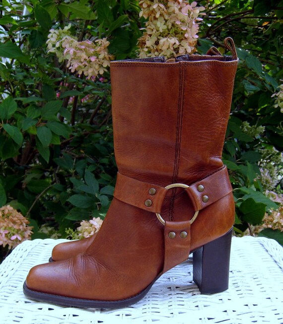 Vintage Brown High Heel Bass Leather 