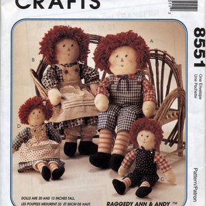 Raggedy Ann And Andy Dolls Sewing Pattern With Color Transfer Included - Sizes 13&quot; and 20&quot; - UNCUT