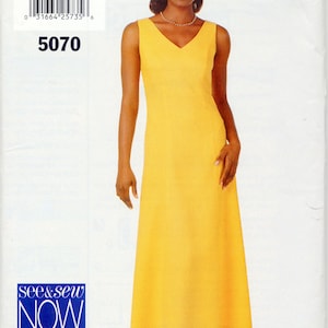 Misses&#39;/Misses&#39; Petite Fitted Slightly Flared Dress Sewing Pattern - See & Sew 5070 - Size 12 - 14 - 16 - UNCUT