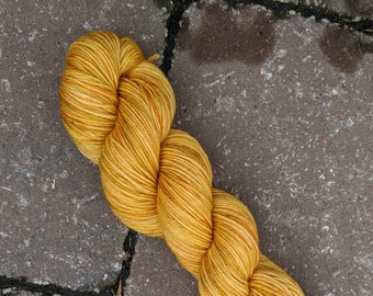 Dandelion Tonal Sport Superwash Merino - 100g hank / 329 yards