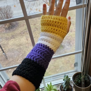 Mitaines non binaires au crochet | disponible avec des tailles personnalisées !