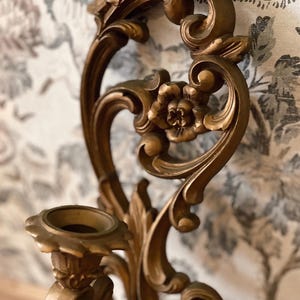 Vintage 1971 HOMCO Gold Wall Sconce | Hollywood Regency Floral Scroll Candle Holder | Ornate Rococo Wall Decor