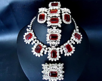 DeLizza and Elster a/k/a Juliana Flawed Ruby Rubinite Necklace Bracelet Dangle Earrings and Brooch Grand Parure INCREDIBLY RARE