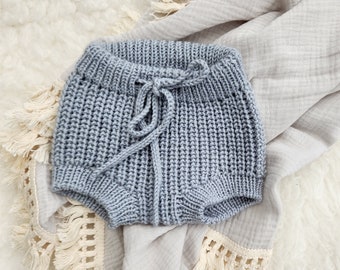 Merino Wool Unisex Baby Bloomers. Hand Knit Baby Bloomers. Retro Style Baby Shorts. Ribbed Baby Bloomers.