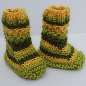Instant Download English Knitting PDF Pattern Ridge Booties. Knit Baby Booties Pattern. Baby Knitting Pattern. Seamless Booties Pattern.