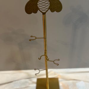 Patron Type Drink Stand
