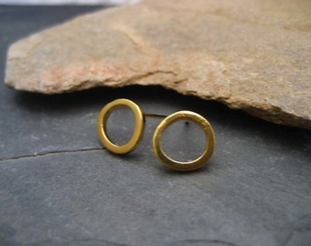 Circle studs, circle earrings, gold open circle, round studs, minimalist earrings, simple circle, everyday studs, round posts