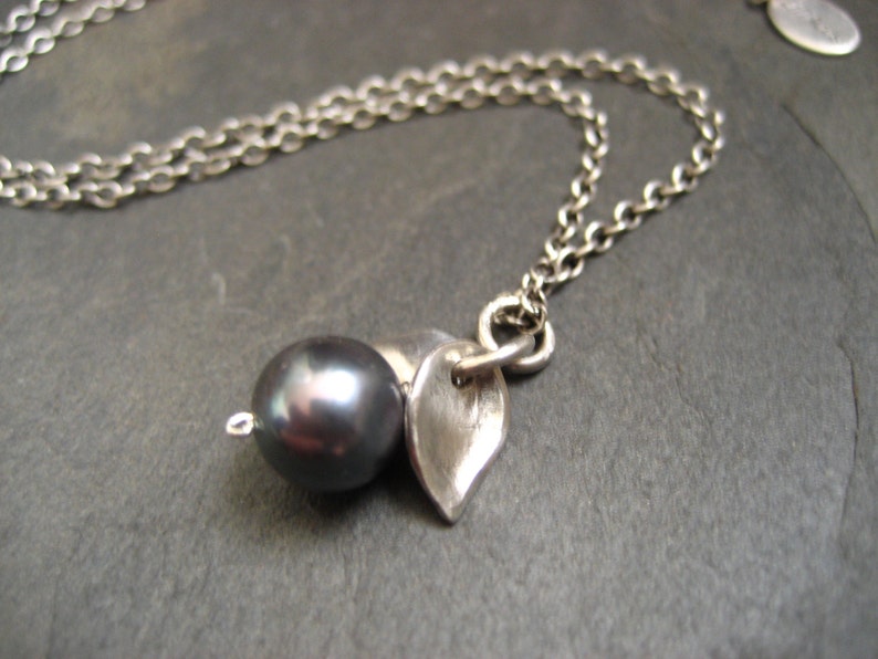 Pearl and leaf necklace solid sterling silver image 2