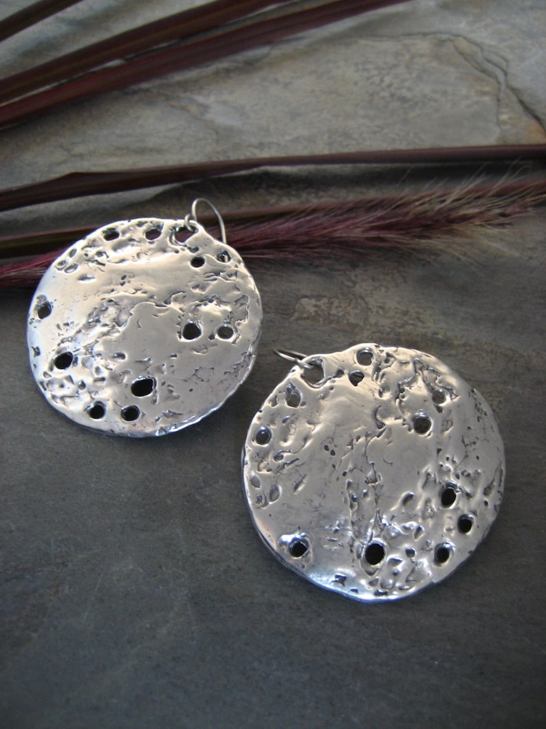 Shoreline sterling silver disc earrings image 1