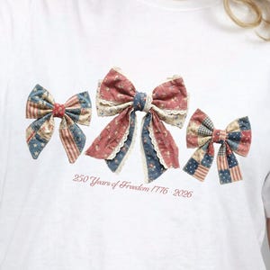 Laço Patriótico Coquette com a Bandeira Americana PNG, Design Falso Patchwork, América 250 PNG, Laço Retrô EUA Liberdade, Desenhos Sublimados para o Quatro de Julho