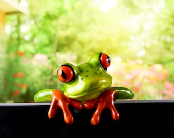 Verspieltes 3D-Frosch-Auto-Armaturenbrett-Zubehör aus Kunstharz, Miniatur-Tier-Monitor-Klebespielzeug-Set, einzigartiges Geschenk für Kollegen, Schreibtischdekoration (2er-Set)