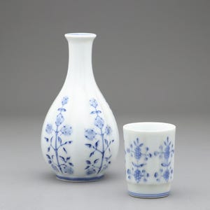 Japanese Sake Set | Arita Waare Kanzan | Blue and White Porcelain | Hand Painted Floral | Fluted Tokkurri Carafe and Ochoko Cup | Japan Arts