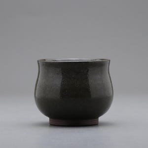 Japanese Yunomi Tea Cup | Greenish Black Glaze Pottery | Wabi Sabi Matcha Green Tea Bowl | Vintage Asian Studio Craft Home Decor Tableware
