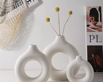 Modern Nordic White Vase – Decorative Plastic Plant Pot for Flower Buds and Arrangements Home & Living Room Display