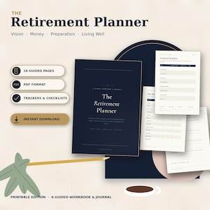 Op de afbeelding: The Retirement Planner is een begeleid werkboek en dagboek met een donkerblauwe kaft en witte tekst. Het bevat 16 begeleide pagina's, PDF-formaat, trackers, checklists en opties voor directe download.