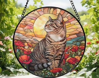 Atrapasueños de gato atigrado en un campo de amapolas rojas, decoración para el hogar, colgante de ventana con temática de mascotas, decoración personalizada con nombre de gato, atrapasol para amantes de las mascotas