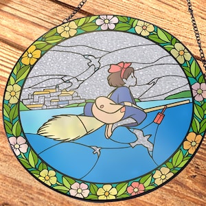 Atrapasueños de vitrales de bruja en escoba de Kiki's Delivery Service, decoración para el hogar, colgante de ventana de vidrio con temática de Studio Ghibli, regalo para amantes del anime imagen 5