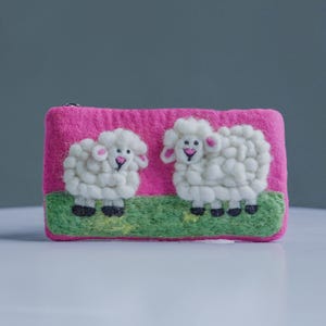 Monedero de fieltro hecho a mano / Monedero de lana con cremallera y bordado de animales y flores / Bonito regalo para ella / Minicartera ecológica / Hecho en Nepal