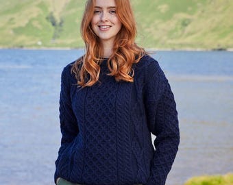 Lightweight Aran Wool Sweater: Irish Knit Honeycomb Stitch