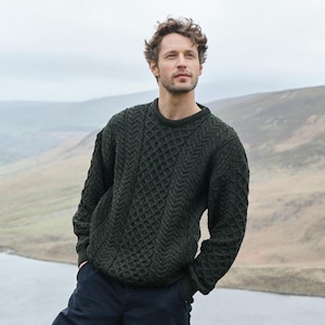 Traditional Aran Sweater for Men | 100% Merino Wool Irish Knit | Irish Green Fisherman Sweater | Cozy Gift from Ireland