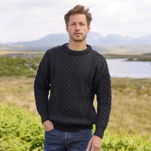 Men’s Lightweight Aran Sweater | 100% Pure New Wool Irish Knit Jumper | Black Pullover | Honeycomb Stitch | Unisex Fit