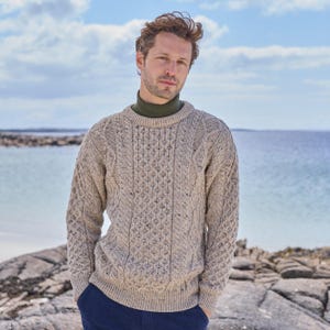 Men’s Lightweight Aran Sweater | 100% Pure New Wool Irish Knit Jumper | Beige Pullover | Honeycomb Stitch | Unisex Fit