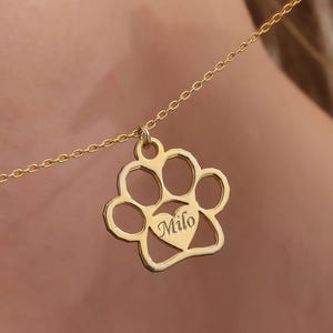 Custom Heart Paw Necklace-Personalized Heart Paw Necklace-Tiny Letter necklace-Minimalist Heart Paw Necklace silver-Sterling Silver Necklace
