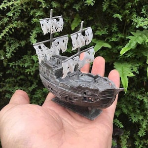 Rusty Shipwreck Ornament | Aquarium & Terrarium Decoration | Vintage Miniature Boat for Fish Tank | Handmade Aquascape Decor