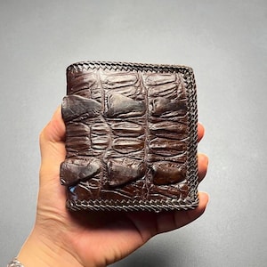 Premium herenportemonnee – uniek handgemaakt krokodillenleeraccessoire