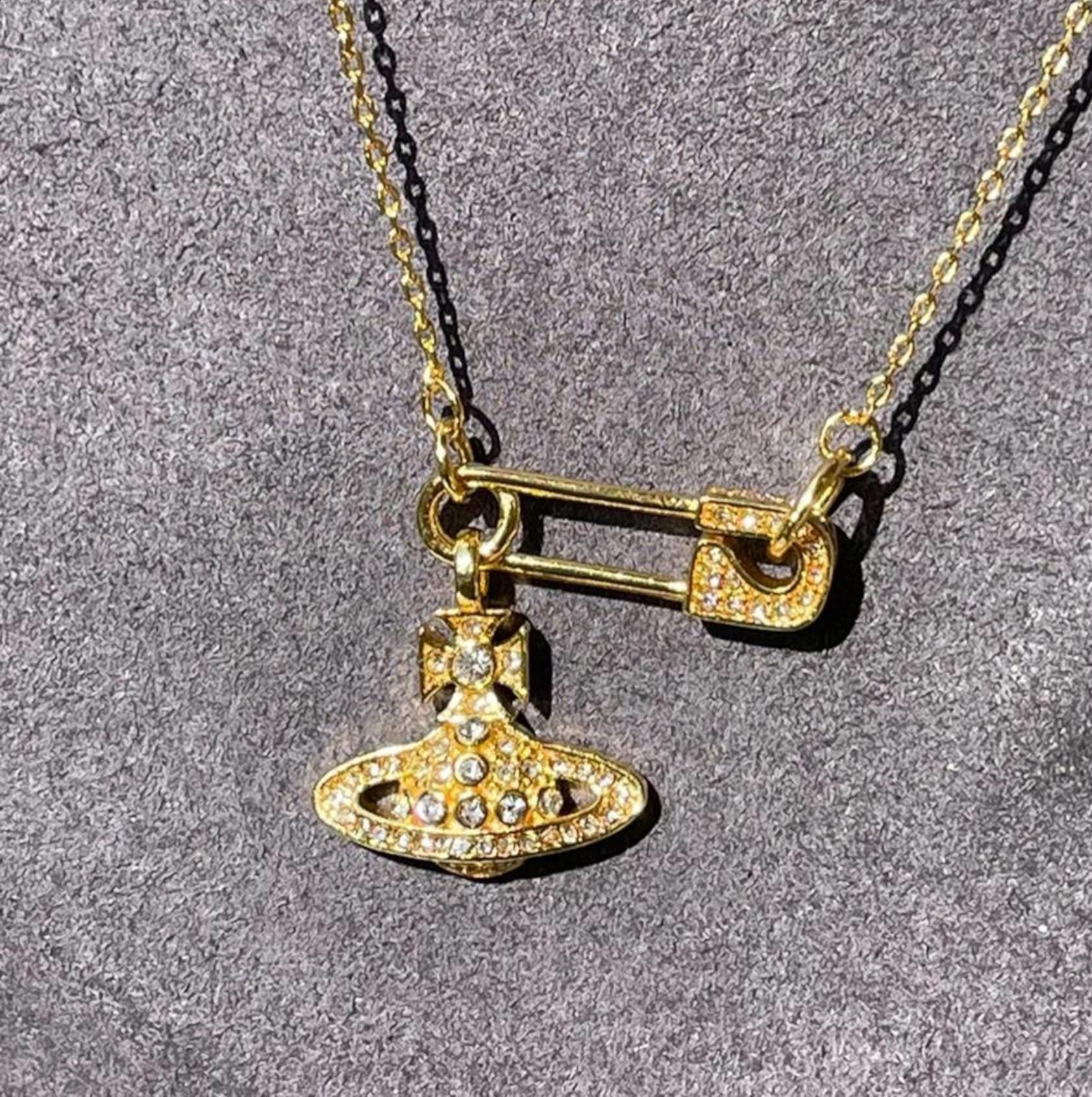 Vivienne Westwood 非売品　置物 Fake Vivienne Westwood - Etsy