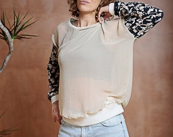 Beautiful transparent Shirt with Unique Details - Comfortable and versatile Style