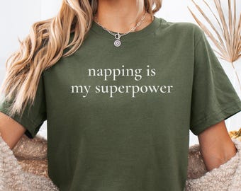 T-Shirt „Schlafen ist meine Superkraft“ | Introvertiertes Stubenhocker-Shirt | Comfort Colors Geschenkidee für Introvertierte | Top für alle, die gerne Nickerchen machen