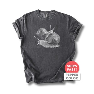 Aesthetic Snail Shirt: Comfort Colors Snail Animal T-shirt afbeelding 3