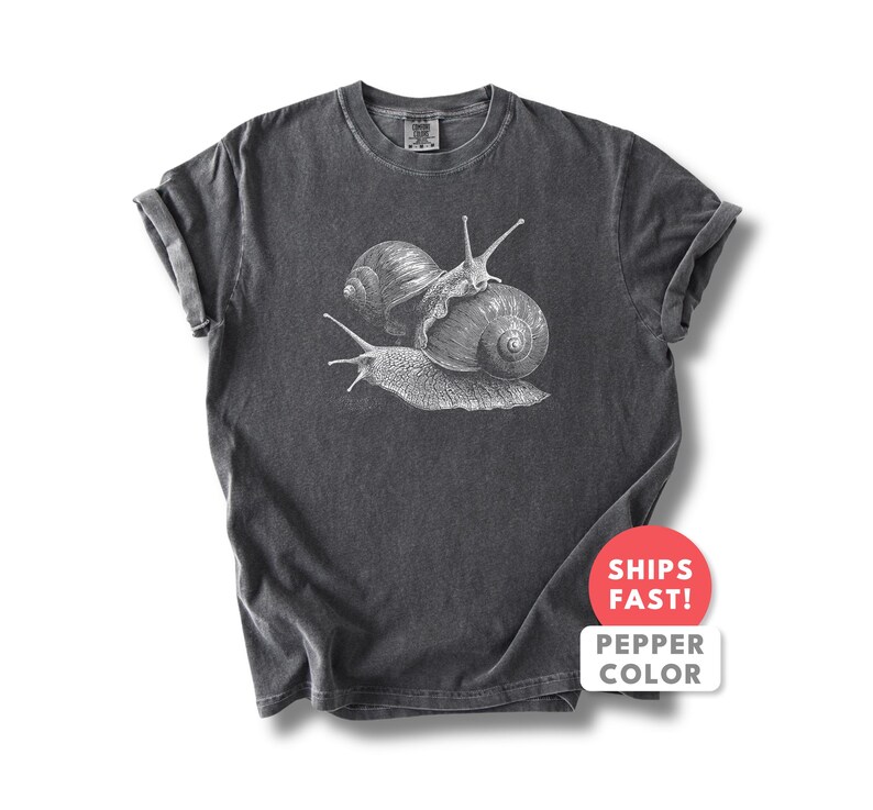 Aesthetic Snail Shirt: Comfort Colors Snail Animal T-shirt afbeelding 3