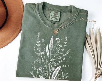 Maglietta con fiori selvatici / Maglietta vintage con grafica botanica floreale / Regalo per amanti del giardinaggio dai colori rilassanti / Top in stile cottagecore ispirato alla natura