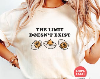 おもしろデビルドエッグシャツ：コンフォートカラーズ「限界はない」フーディーTシャツ