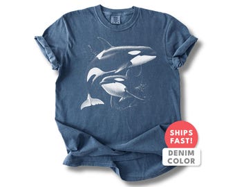 Maglietta con grafica di orca e oceano / Maglietta Comfort Colors Marine Life / Regalo per amanti delle balene / Top dallo stile costiero