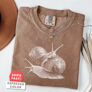 Aesthetic Snail Shirt: Comfort Colors Snail Animal T-shirt afbeelding 4