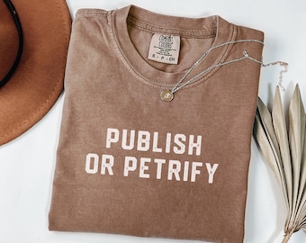 Publica o petrifica, camiseta de geólogo