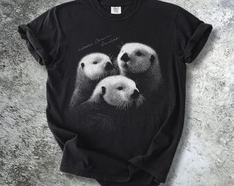 Sea Otter Vintage T-Shirt: Retro Style Wildlife Garment Dyed Shirt
