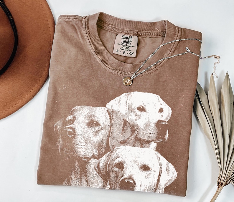 Camiseta Labrador | Camiseta Vintage com Retrato de Labrador | Presente para Pais e Mães de Labradores | Camiseta Comfort Colors com Estampa da Raça Labrador imagem 2