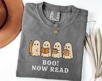Läs nu-tröja | Komfortfärger Halloween-lärartröja | Läsande spöke-lärargåva | Spöklik pedagogtröja
