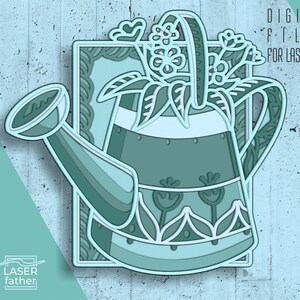 Könnte beinhalten: Ein mehrschichtiges Design einer gießkanne in Türkis mit floralen Akzenten, einem Griff und einem Ausguss. Das Design enthält den Text "DIGITAL FILES FOR LASER CUT" und Dateityp-Abkürzungen wie SVG, CDR, DXF, AI, EPS und DWG.
