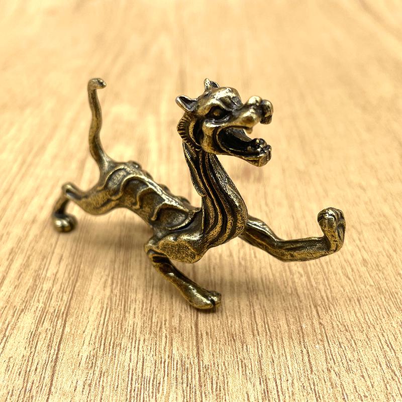 Vintage Style Brass White Tiger Figurine – Chinese Mythical Guardian, Feng Shui Gift, Courage Decor for Study or Office - Gift for Boss