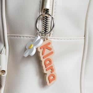 Name Tag Keychain, Custom Name Keychain, Daisy Flower Keychain, Cute Bag Keychain, Aesthetic Handmade Keychain, Personalized Gift For Girls