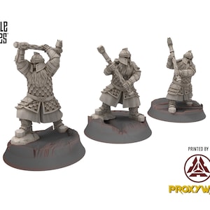 Dwarves - x6 Silver Goat Dwarves with Hammer - Stonewards - Steelhalls - Davale Games
